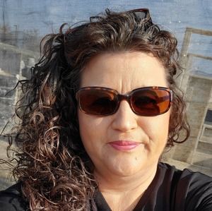 Meet your Posher, Angie